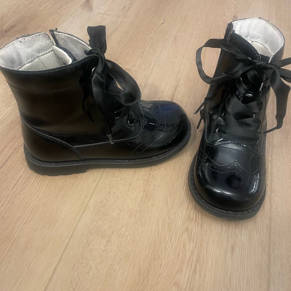 Black, lace up, side zip, girl boots - Picture 4 of 5